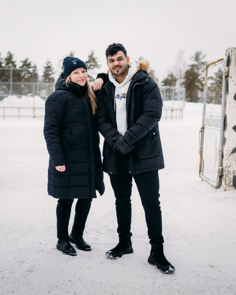 Koulu sovittelijat Sanna Heikkinen ja Salwan Ghazi. Kuva: Lassi Häkkinen - Lahden kaupunki.